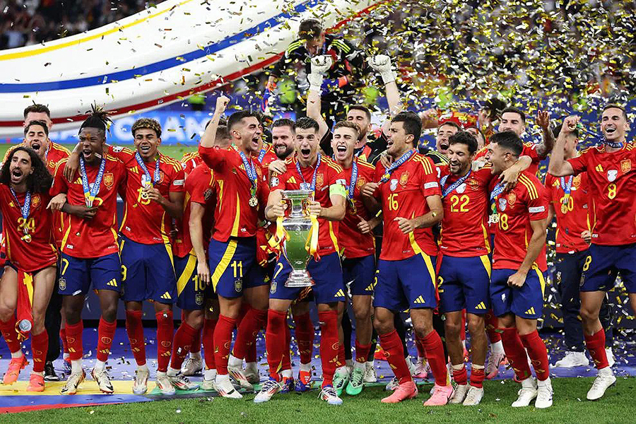 Euro 2024: Πρωταθλήτρια Ευρώπης η Ισπανία! (vid)